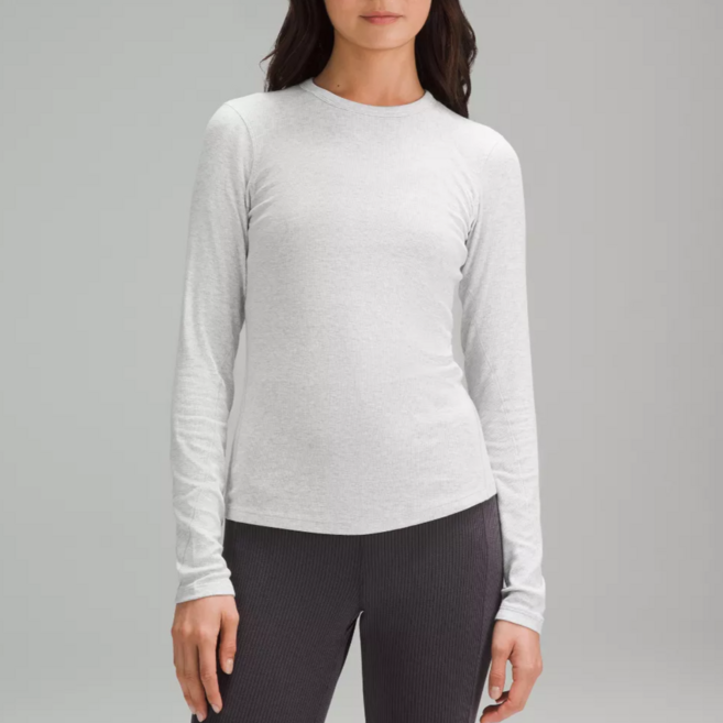 룰루레몬 홀드 타이트 롱슬리브 여성 슬림핏 기본 긴팔티 데일리 이너웨어 모달소재 필라테스 요가 상의 매장판