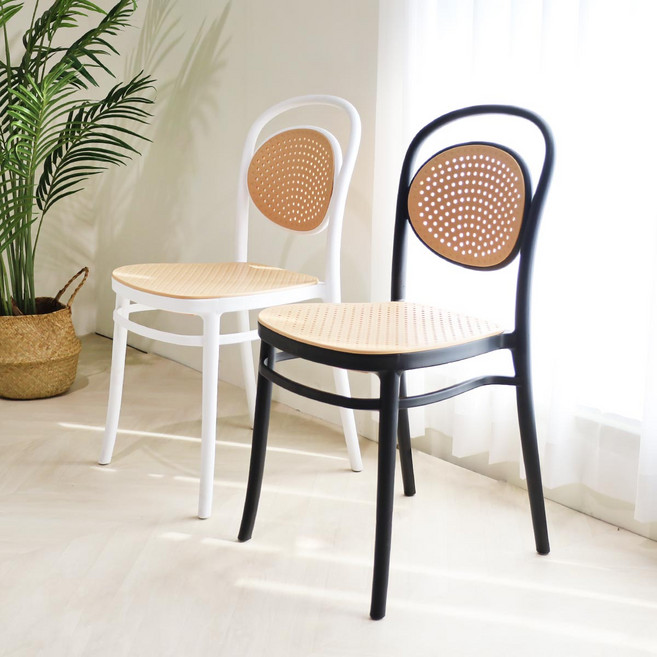 일루일루 산나 PP라탄 체어 2컬러 카페의자 야외의자 라탄의자 플라스틱의자 정원의자, 웜 블랙, 1개