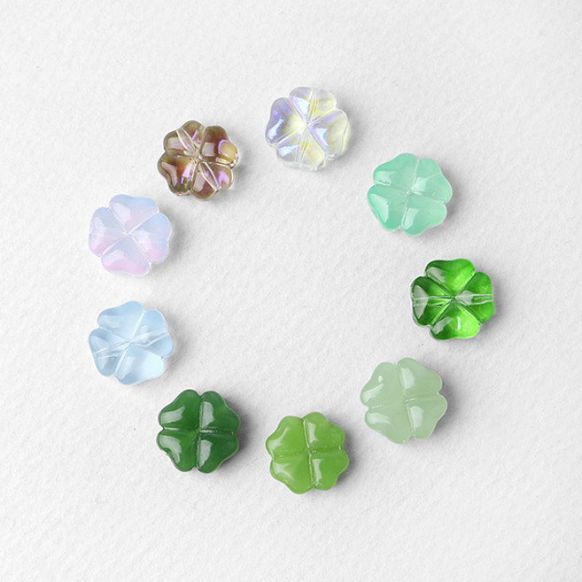 비즈아이 [6554-06]글라스통과형 양면 네잎클로버 10mm 1개