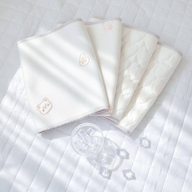 베베누보 닿자마자 시원한 듀라론 와이드 밴딩 패드 아기베개 커버, 듀라론 베개패드 하트