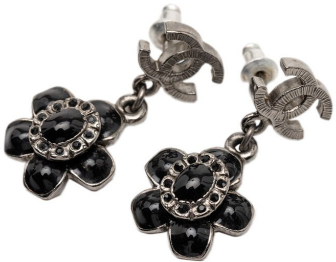 샤넬 중고 2009 CC 실버 도금 에나멜 플라워 드롭 코스튬 이어링