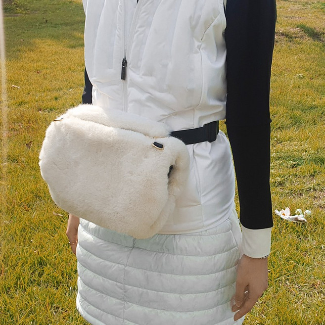 겨울 골프 핸드워머 힙색 핸드워머쌕 벨트 파우치 퍼 방한 손토시 허리가방, 1개, 아이보리