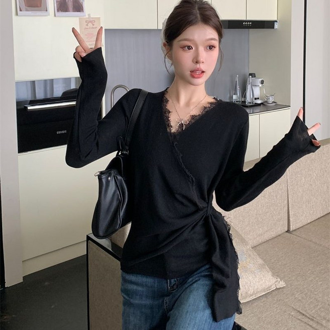 SAHINER 여성용 브이넥 레이스 장식 랩 스타일 긴팔 티셔츠 BTX50