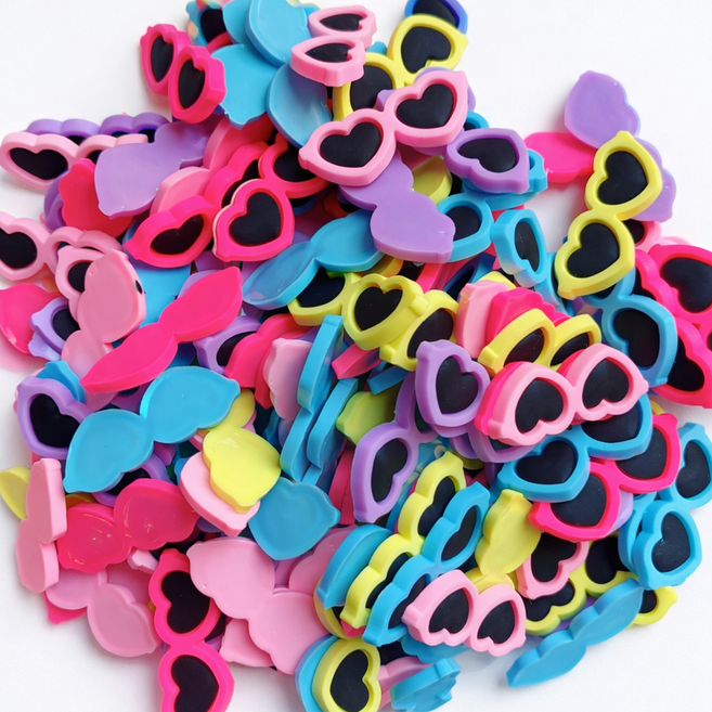 선글라스 파츠 50개 데코덴 고무 하트 모루철사 공예 인형 꾸미기 DIY 핸드메이드 재료 미니어처 안경 대용량 미술 수업 공공기관 학교 미술 학원 납품