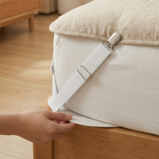 리코몽 탄탄하게 고정시키는 침대 소파 패드집게 4개, 흰색, 1세트