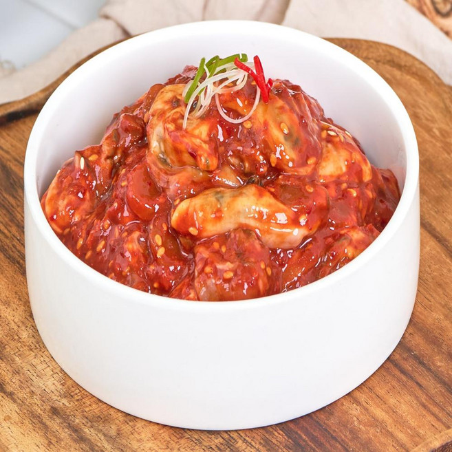 [국내산]통영 어리굴젓 1kg 최고급 굴로 만들어 비리지 않고 짜지 않은 밥도둑, 1개, 900g