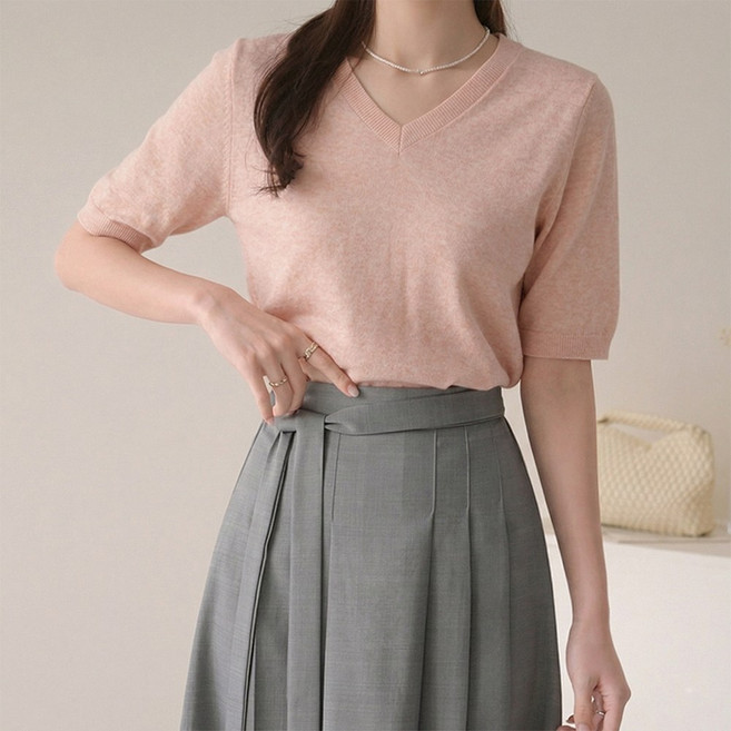 데일리앤 비토 14컬러 부드러운 여성 브이넥 기본 무지 5부 반팔 니트 티셔츠