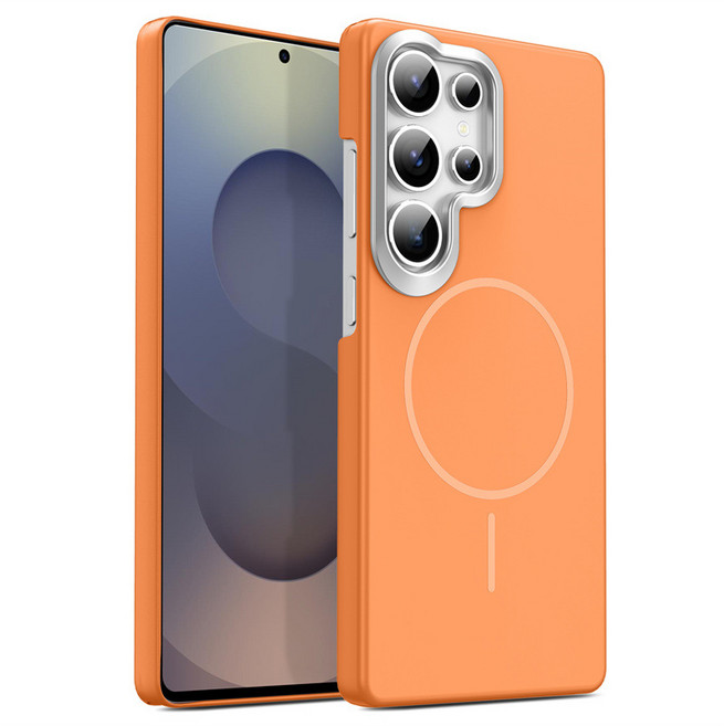 이 삼성 휴대폰 케이스는 PC 소재로 제작된 견고한 하드 케이스입니다. Qi 마그네틱 무선 충전을 지원하며 심플하면서도 세련된 디자인으로 고급스러운 느낌을 선사합니다. 또한 지문