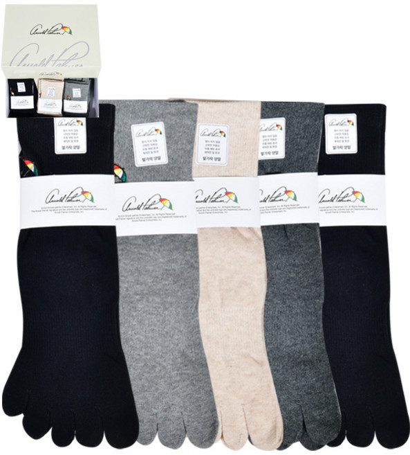 아놀드파마 심플하고 베이직한 컬러와 디자인 숙녀 무지 발가락 단목 양말