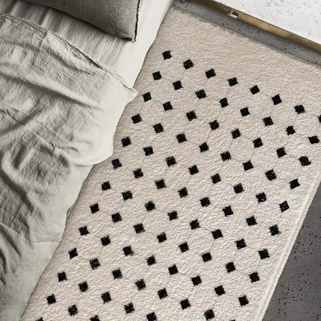 정사각형 도트 카펫