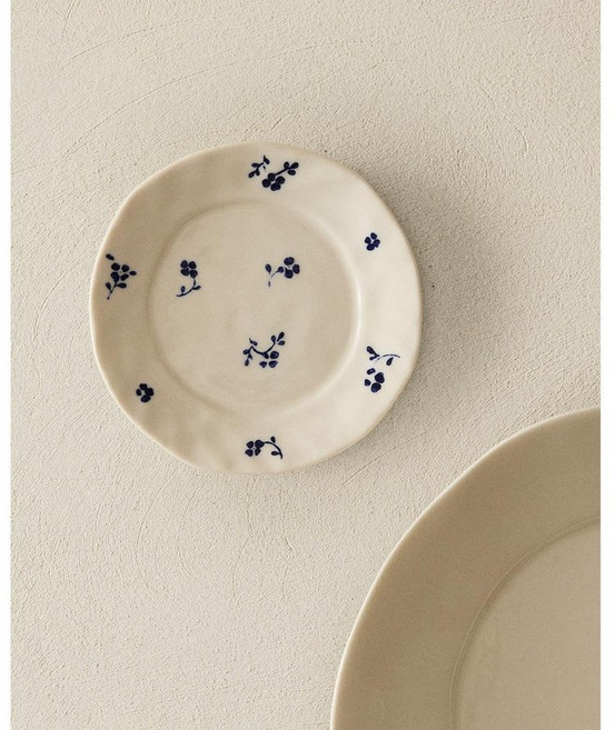 자라홈 브랜드관 플로랄 프린트 포세린 앞접시 43202206060, 1.4 x 13.2 x 13.1 cm, 화이트/마린블루