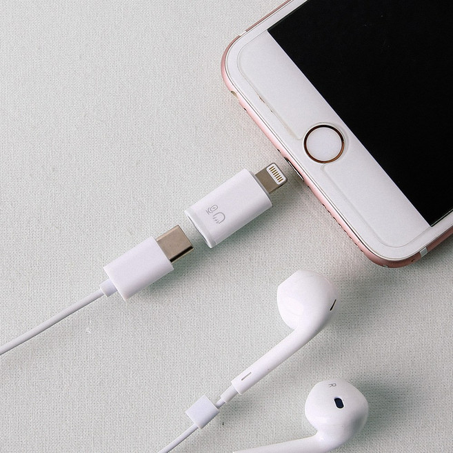 USB C to 라이트닝 화이트 젠더 C타입 이어폰 지원 20W 충전지원, 1개, 2.5mm