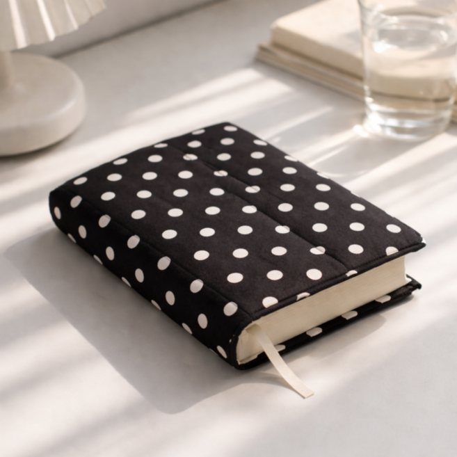 마요네스 패브릭북커버 a5 도트 책커버, 1개, 블랙