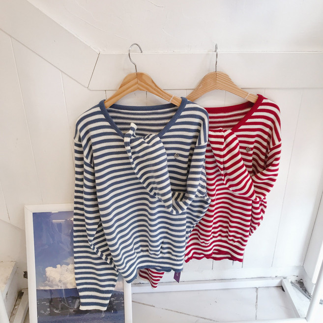 봄신상 팬던트 브이넥 스트라이프 니트