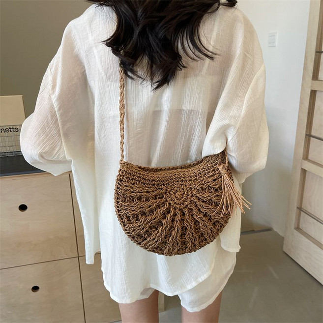 COSYEVNO 여성 가방 태슬 라운드 짜임 비치백