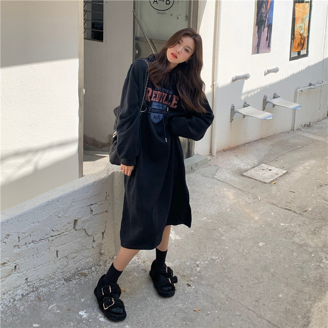 크레스티 캐주얼 레터링 후드 기모 롱 원피스 슬릿 부드러운 맨투맨 원피스