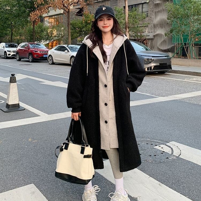 梨卡 女款連帽羊羔毛外套 長版寬鬆設計 秋冬保暖穿搭