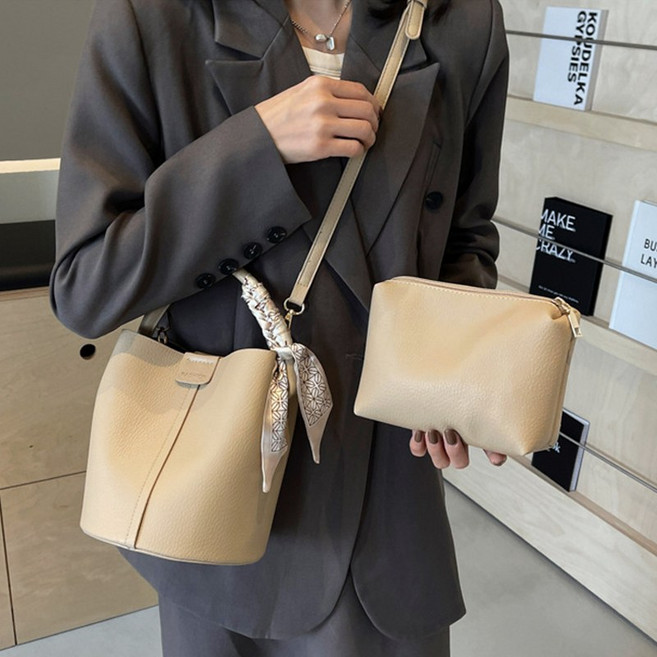 허블리 여성 데일리 숄더백 크로스백 버킷백 파우치증정