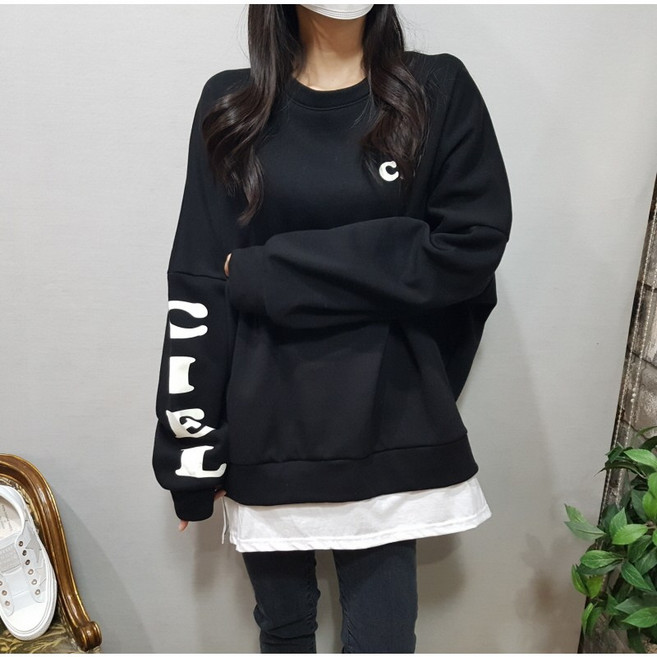 상상그이상 여성용 국내제작 빅사이즈 레이어드 티셔츠 포인트 씨엘 영문 레터링 기모 맨투맨 티셔츠