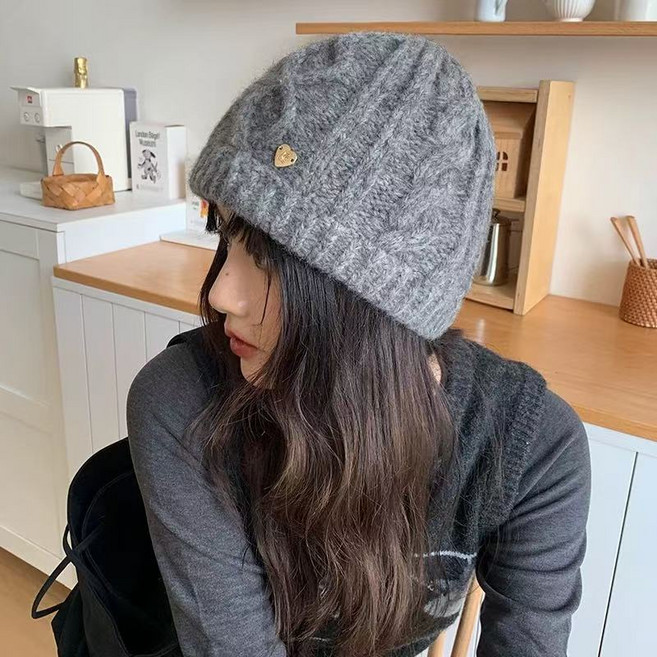 HALOPICK 여성 겨울 니트 꽈배기 비니 심플 숏비니