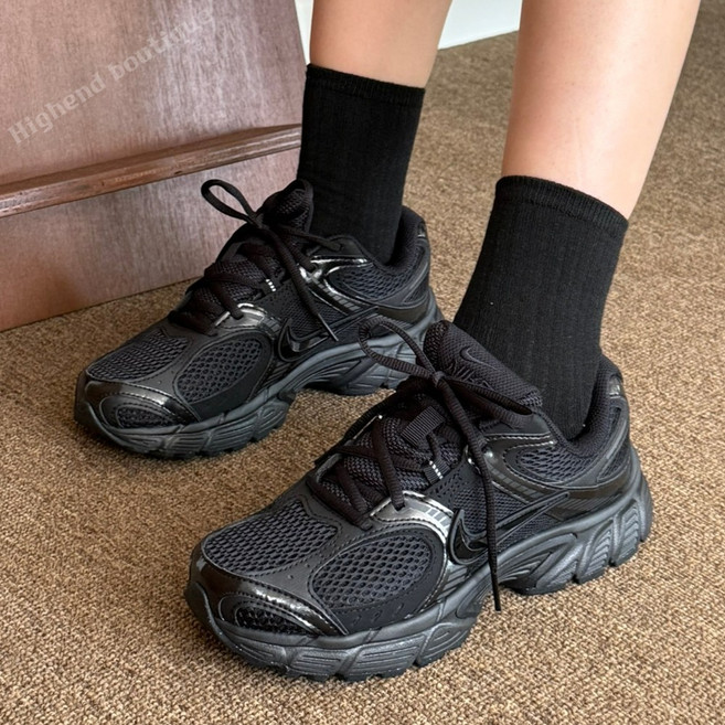 나이키 여성 운동화 런닝화 조깅화 발편한 V5 헬스화 러닝화 nokndPouch