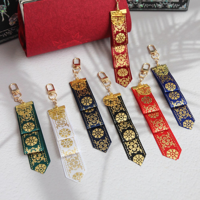 핸드메이드 금박 전통 댕기 키링 한국 기념품 외국인 친구 선물 노리개 의미있는 인사동, 블랙, 1개