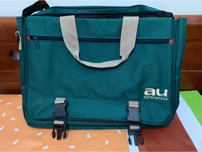 AU Optronics 筆電背袋, 1個