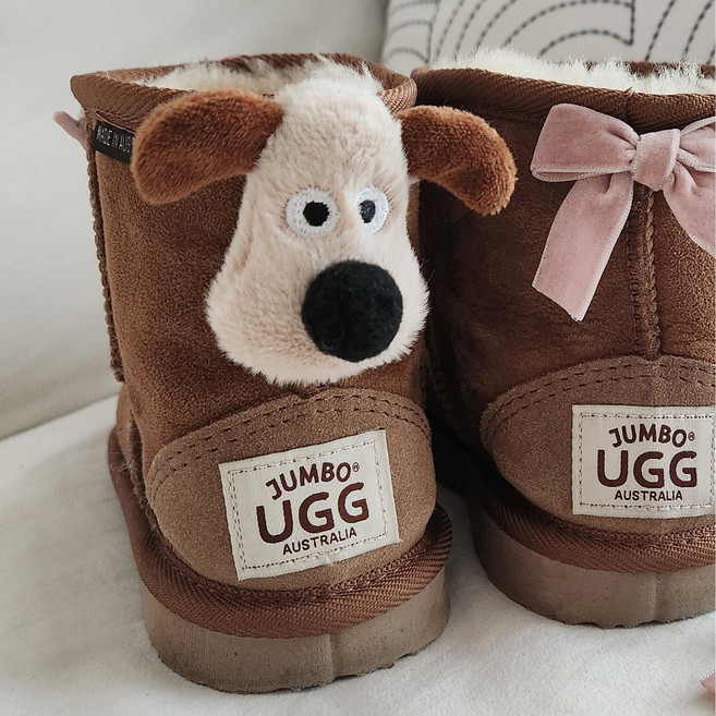 이렇게 예쁘게 어그 부츠 꾸미기 인형 브로치 뱃지 악세사리