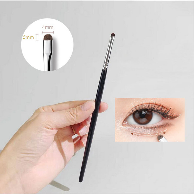 톡투유 K02 포인트 아이라이너 아이섀도 브러쉬 아이라인 삼각존 눈꼬리 디테일, 1개