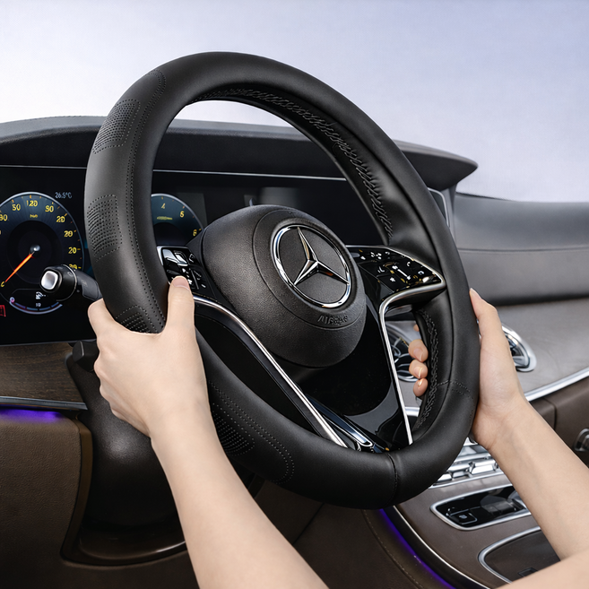 아크포지 소프트그립 미끄럼방지 자동차 핸들커버 사계절 차량용, 블랙