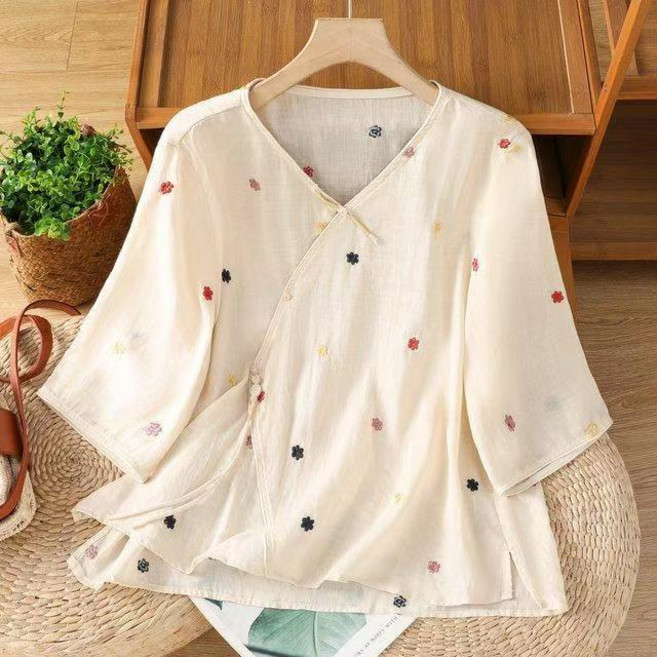 비아이와이 여름 브이넥 자수 루즈핏 셔츠 여성 캐주얼 데일리 상의 DH1287