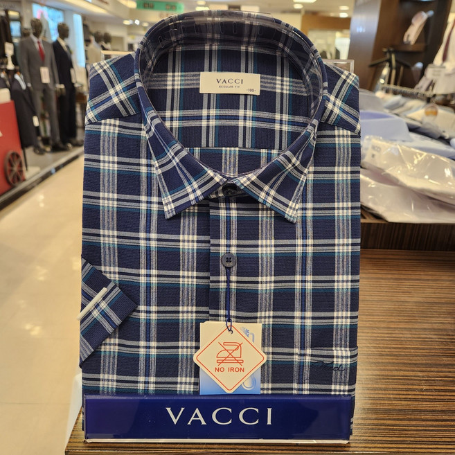 바찌 부평점 신축성 좋은 면혼방 소재의 체크 남방 네이비 일반핏 반소배 셔츠 빅사이즈 115 까지