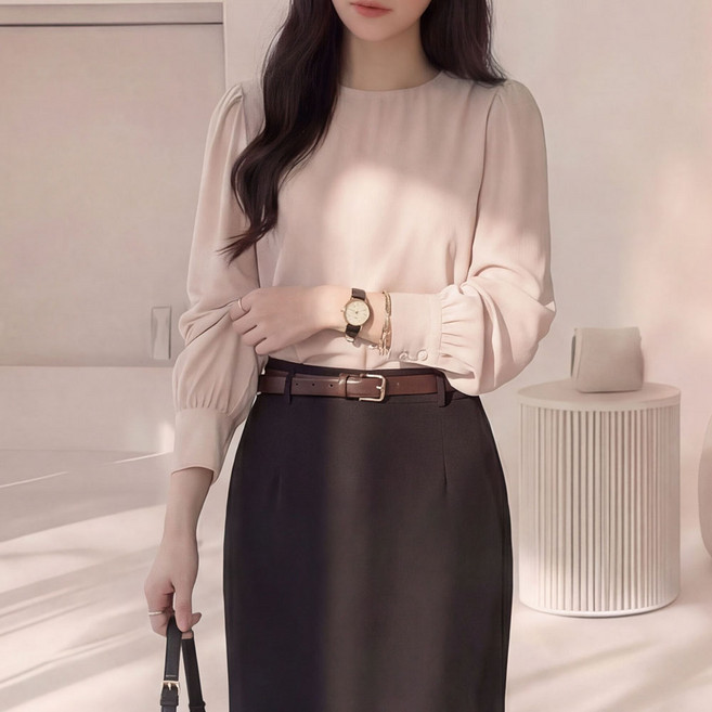 링클프리 구김적인 가을 겨울 도톰 라운드넥블라우스 베이지블라우스 정장블라우스