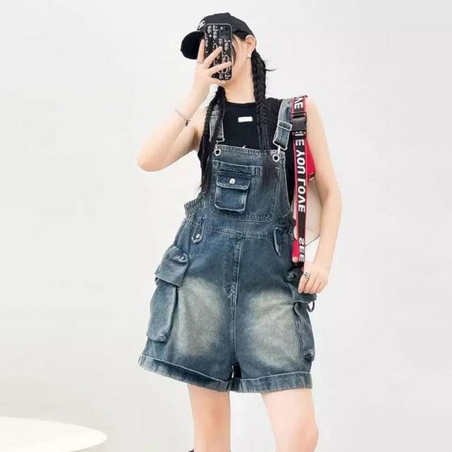 여성바지 멜빵바지 여름 데님 서스펜더 숏츠 포켓 디자인 캐주얼 데일리 하이웨이스트 반바지 ZBW26033001 50
