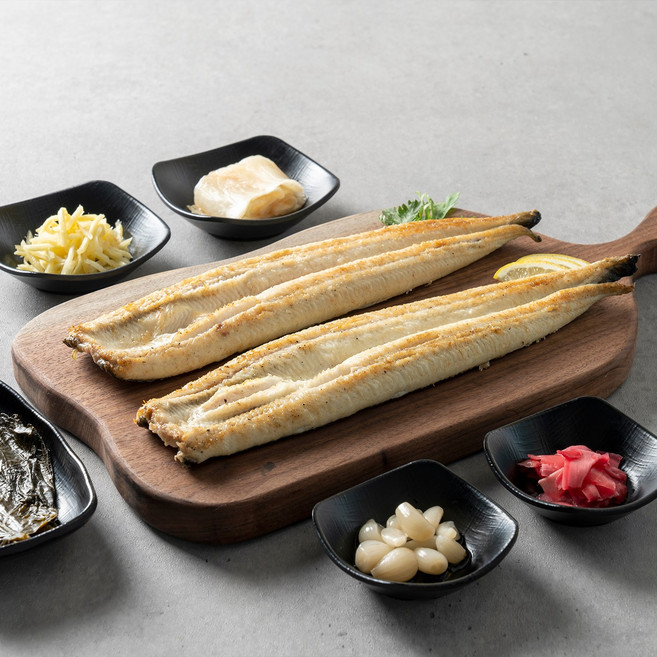 고창 풍천장어 무태장어 민물장어 초생강+와사비+소스2종, 1개, 1kg 초벌(손질후 600g)