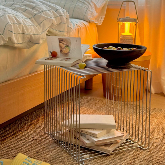 GAPINO 철제 스테인리스 큐브형 협탁 다기능 선반 수납 가능 벽걸이 가능, 은색