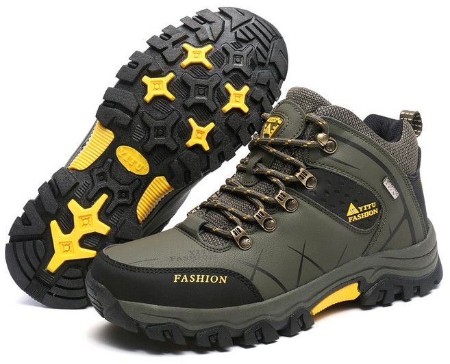 max admire 男款防水防滑厚底戶外登山鞋