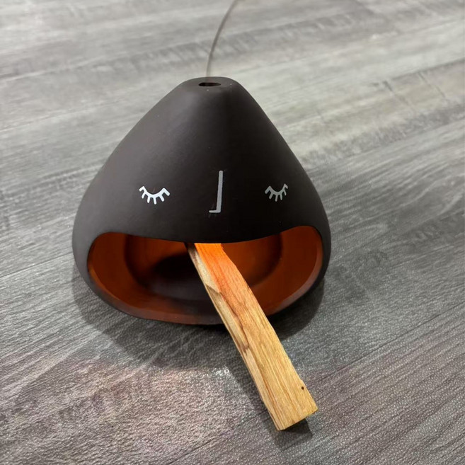 秘魯聖木燃燒盤香插, 大眼粽子