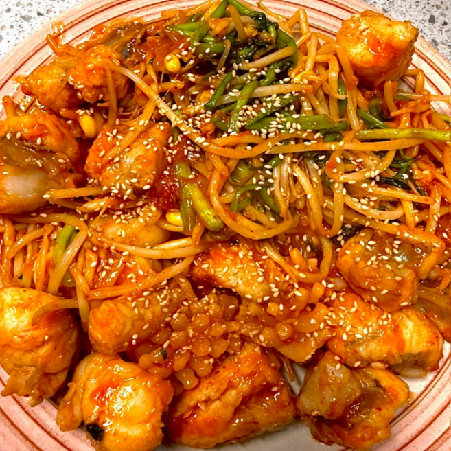 [청춘찬가] 매운맛 순살 아구찜 밀키트 푸짐한 손질 아귀찜 간편요리 야채포함, 1.28kg, 1개