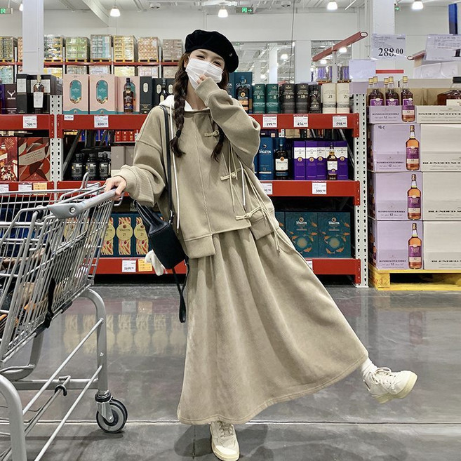 여성 겨울 기모 트레이닝 세트 캐주얼 빈티지 맨투맨 + 스커트 상하의 투피스 오버핏 도톰 운동복 투피스 세트 빅사이즈 CY