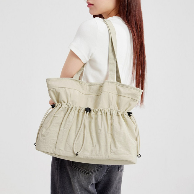 탐스 나일론 데일리 여성 숄더백