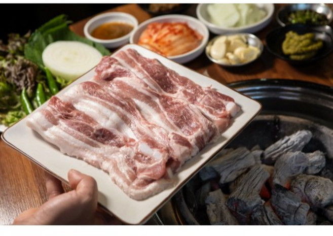 한돈 1등급 삼겹살 1kg 구이용 바베큐 (냉장), 삼겹살 1kg (구이용 8-10mm), 1개