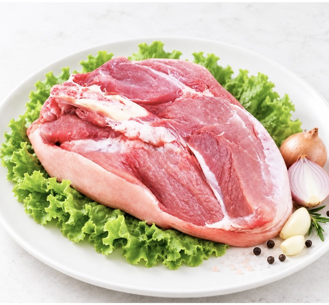 럭키미트 수입산 돼지고기 미박사태 돈사태 껍질붙은 쫄데기 냉동 수육(13), 3개, 2kg