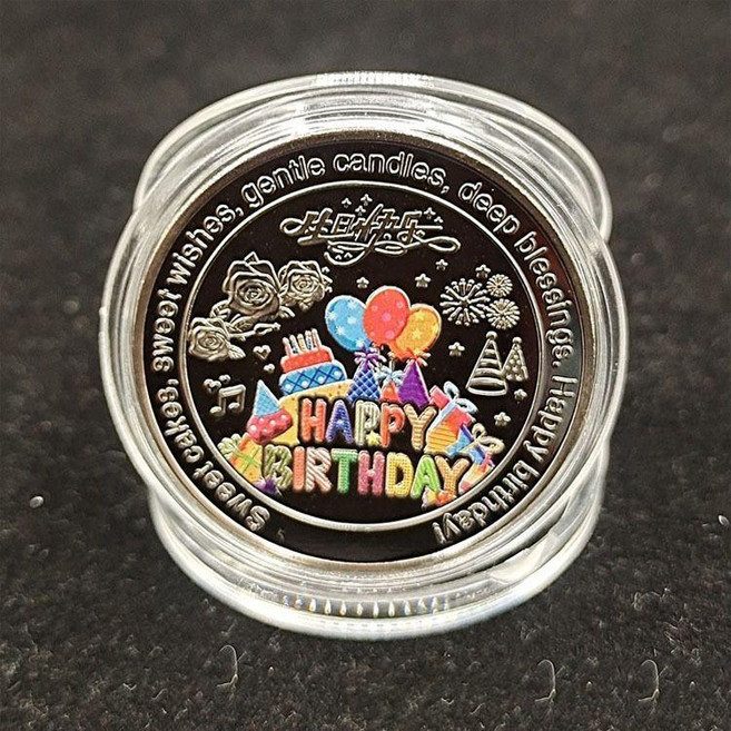 紀念幣 愛心生日紀念幣 生日硬幣愛心俄羅斯生日蛋糕紀念幣禮物幸運愛情紀念章, 1個, 生日快樂紀念幣 銀色 +透明保護外殼, 銀色