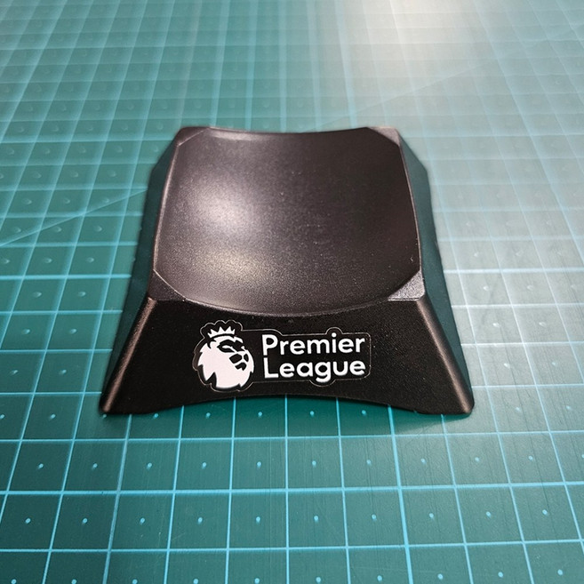 로쿠스 공 받침대 거치대 진열대 축구 농구 배구 정리 보관 볼 스탠드, 1개, 공 받침대 + 축구 EPL 스티커 2개