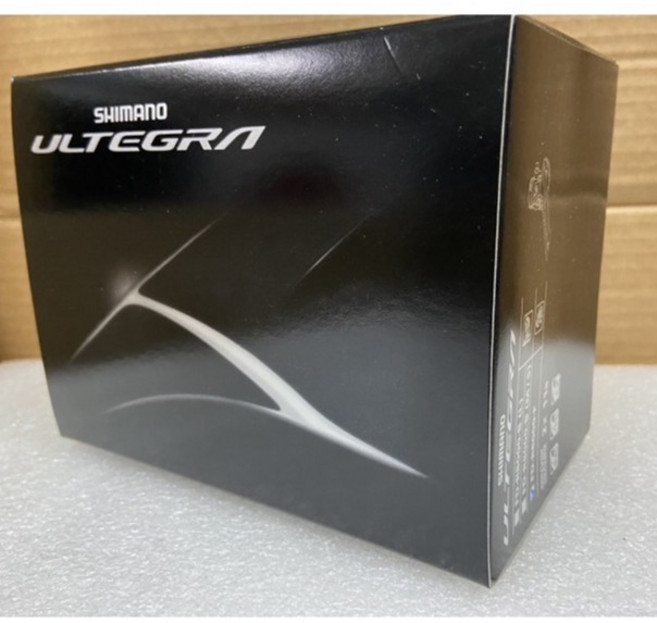 Shimano ULTEGRA R8000 11速前變速器 全新原廠盒裝 精準變速 輕量化設計 提升騎乘效率, 1個