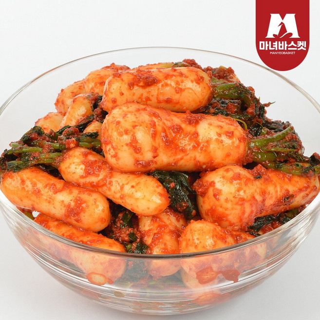 [마녀바스켓]아삭아삭 국내산 마녀 총각 알타리김치 2kg