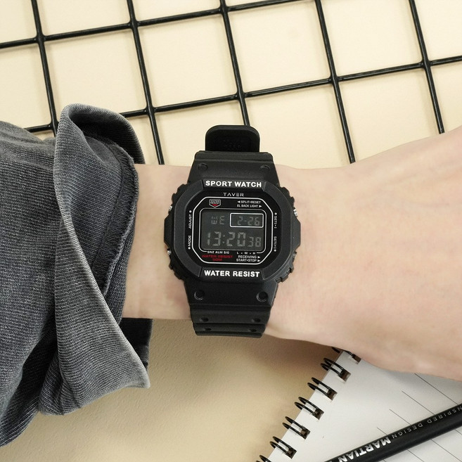 [무료각인 9종] 학생 군인 시계 가심비 남자손목시계 전자