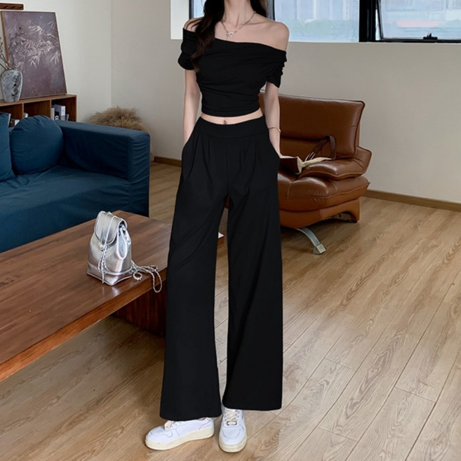 홀리제 유니시 언발란스 크롭 오프숄더 반팔티 와이드 롱 팬츠 여행룩