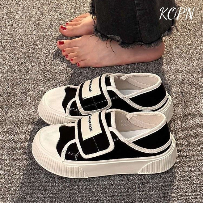 KOPN 똥밟는 느낌 봄철 외신 헐렁헐렁 한 발 디딜 때 미끄럼 방지 부드러운 바닥 작은 흰 캔버스 신발녀